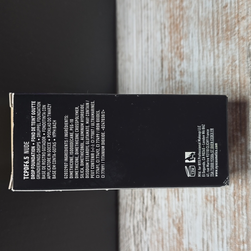 NYX Total Control Pro Foundation - Nude - Picture 5 of 7